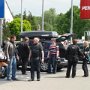 Nicole wird auf dem Penny-Parkplatz eingesammelt und schliesst sich unserer Truppe an.